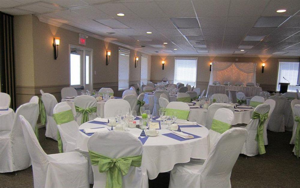 Red Pine Inn & Conference Centre Alliston Eksteriør billede